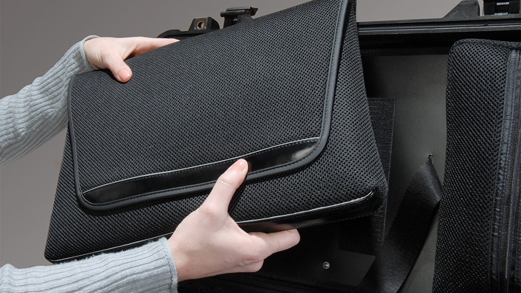peli 1510loc laptop carrying sleeve case